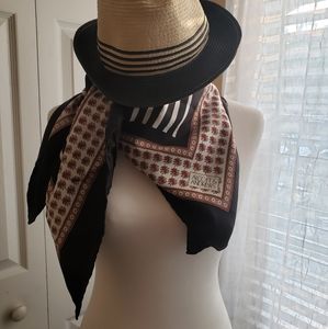 Alcott and Andrews square large scarf black white